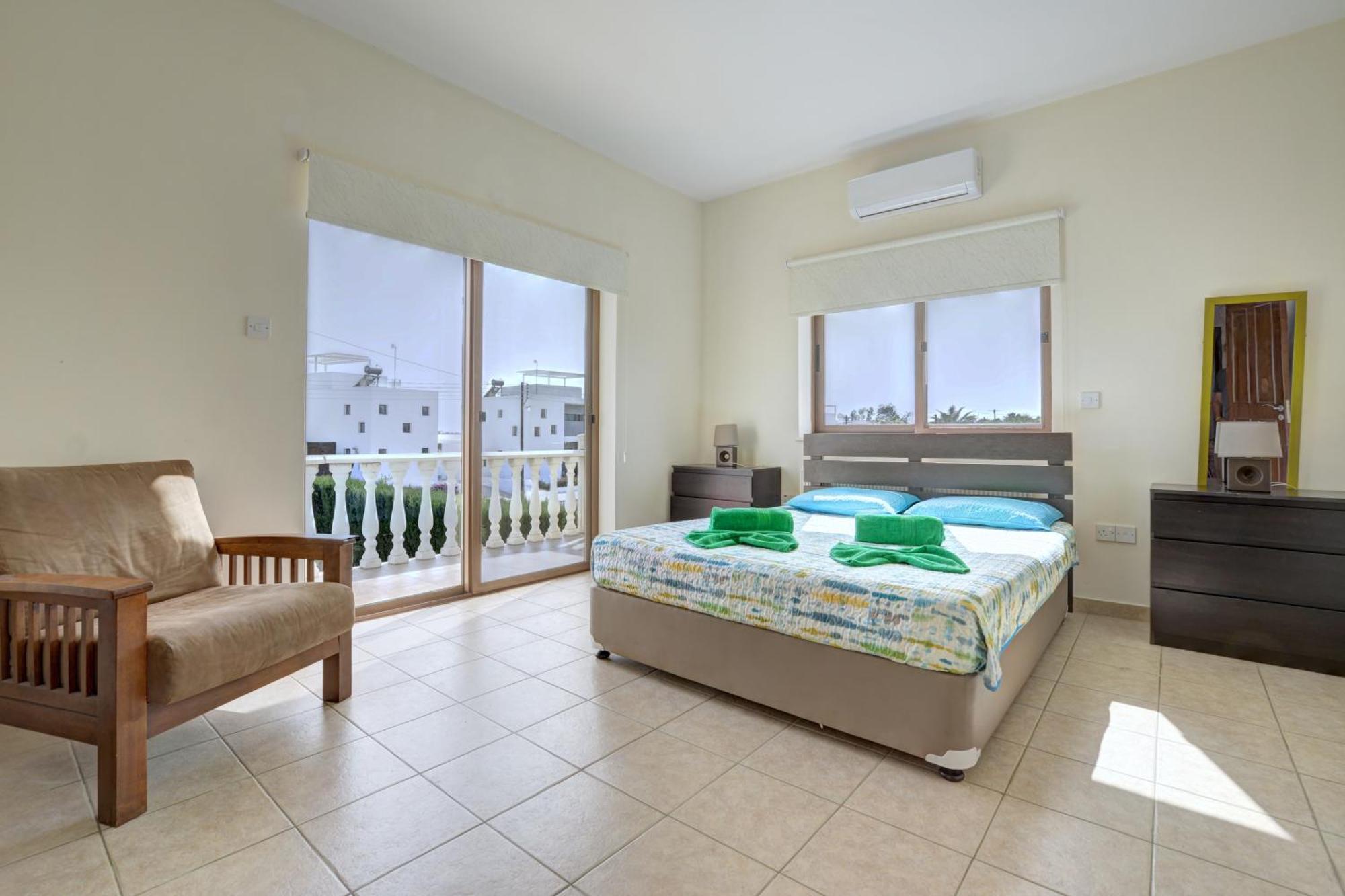 Villa Eva Ayía Nápa Extérieur photo